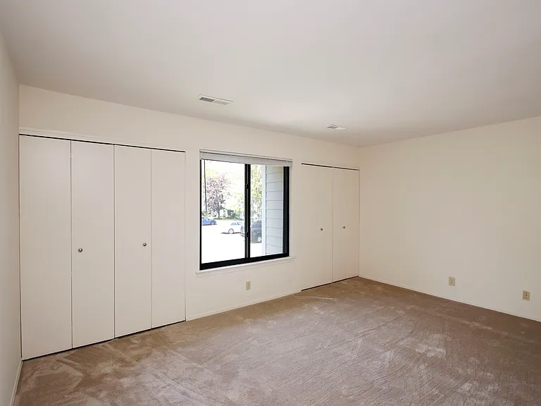 48 Lawson Ln #48 — Photo 15