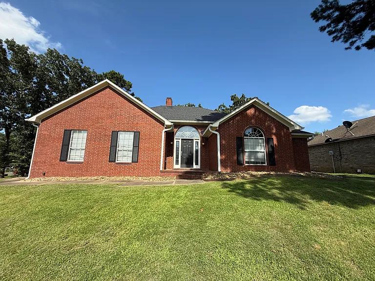 4131 Tanya Cir — Photo 1