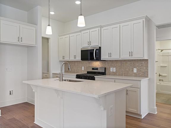 7th image of this home