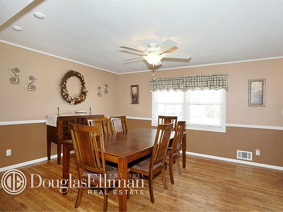 4th image of 18 Kensington Ave