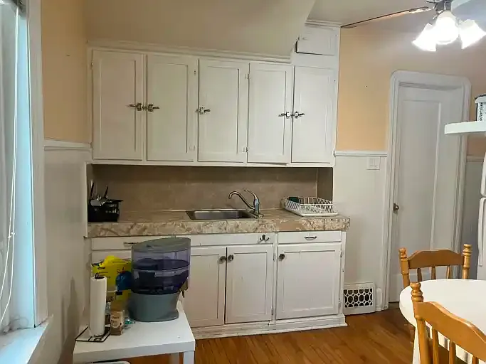240 Cathedral Ave #1 — Photo 5