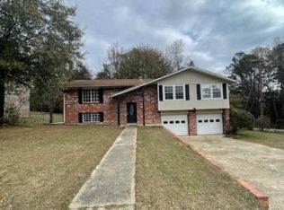 14 Azaleawood Dr, Wetumpka, AL 36093
