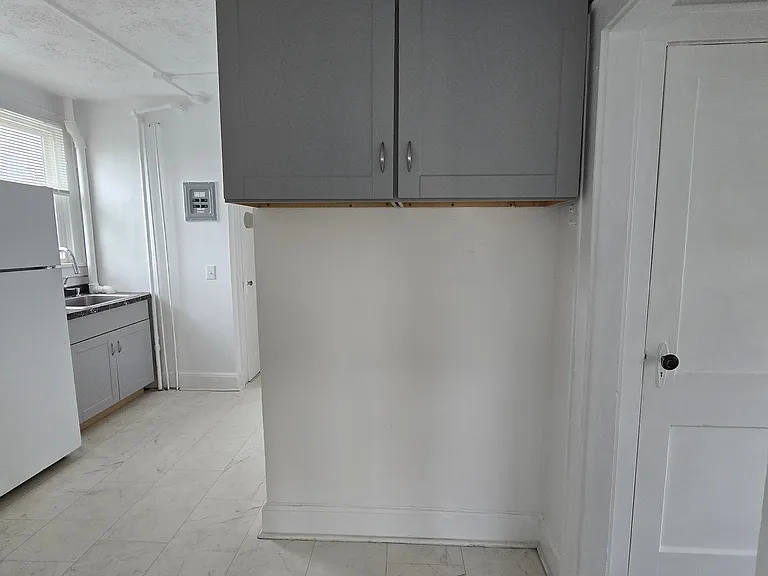 60 Academy St #5 — Photo 9