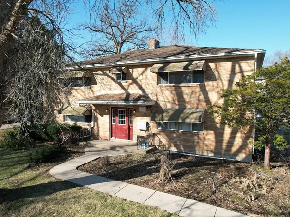 2 bed, 1.0 bath, 857 sqft, $1,095, 2410 Brentwood Pkwy #11981427, Madison, WI 53704