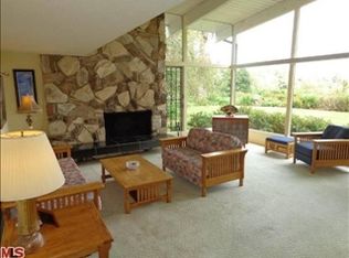 2421 Arbutus Dr, Los Angeles, CA 90049