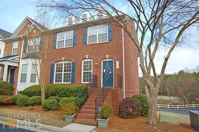 1st image of 1811 Dunrobin Dr SE