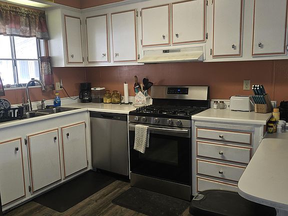 4th image of 205 W BELL Road #35