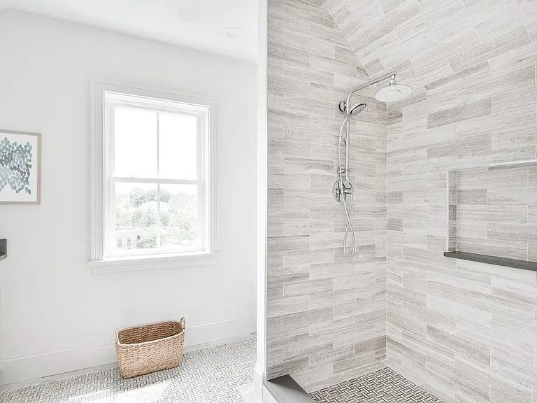 44 Evergreen St #4 — Photo 16