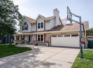 N104W14643 Heritage Hills Pkwy, Germantown, WI 53022