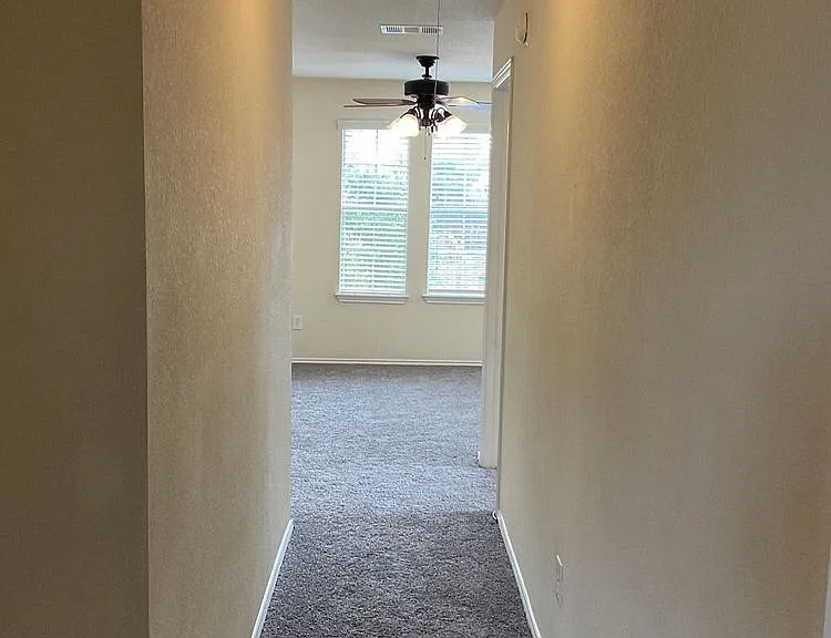 4302 Cessnock Dr — Photo 13