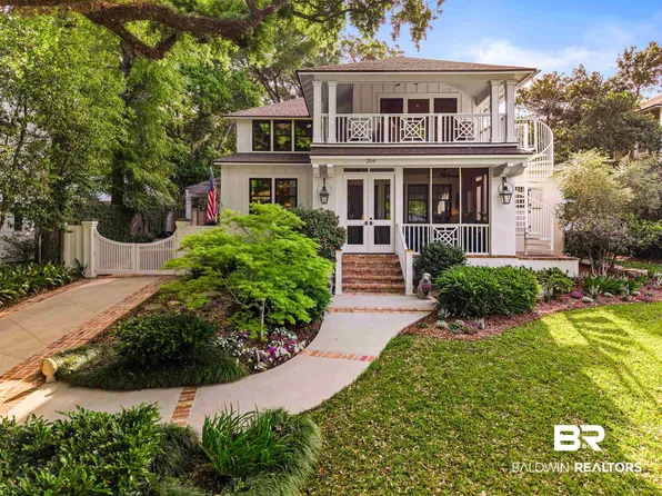 204 N Bayview St, Fairhope, AL 36532