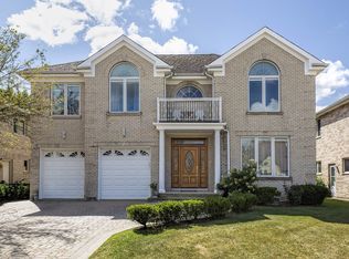 1317 Hallberg Ln, Park Ridge, IL 60068