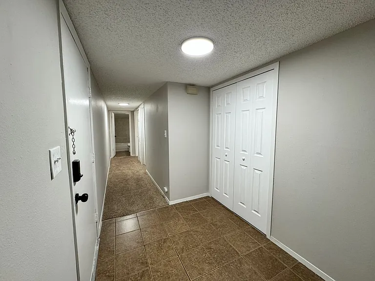 1326 Holland Park Blvd — Photo 8
