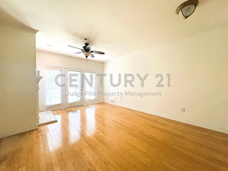 3400 Welborn St #406 — Photo 13