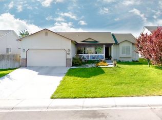 564 W Palmer Dr, Nampa, ID 83686