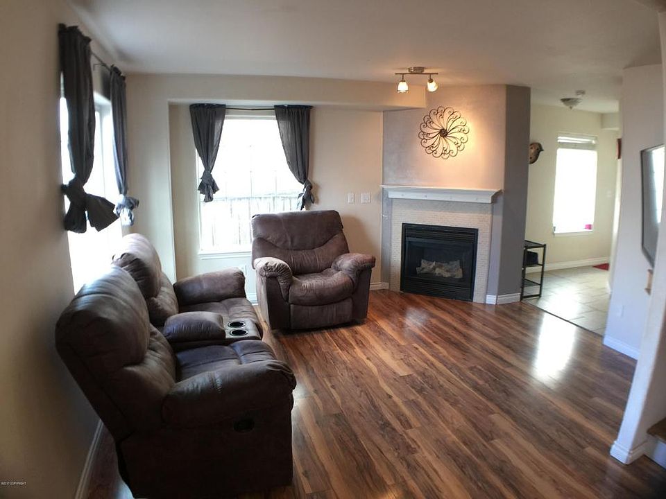 1st image of 6444 E 10th Ave