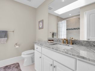5 Clarendon Ln, Hilton Head Island, SC 29928