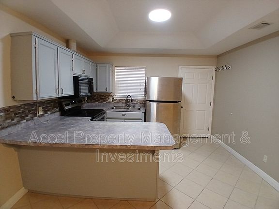 5th image of 3601 Mina De Oro