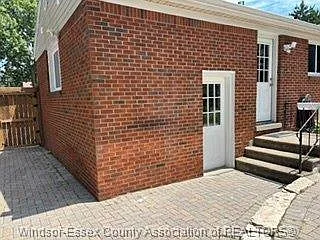 3331 Maisonneuve Ave #LOWER — Photo 3