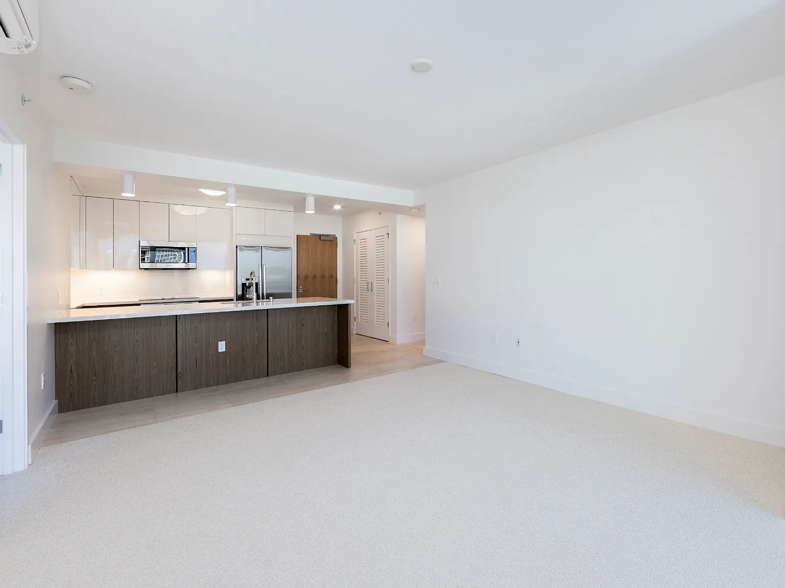 629 Keeaumoku St — Photo 3