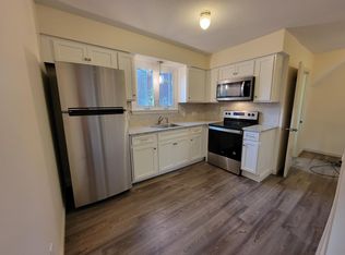 256 Montauk Ave #3, New London, CT 06320