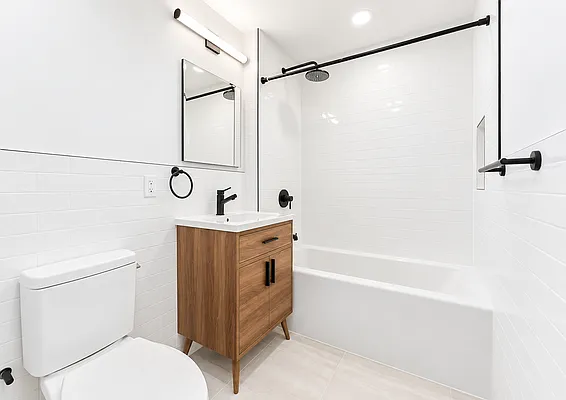 Bathroom, photo 2