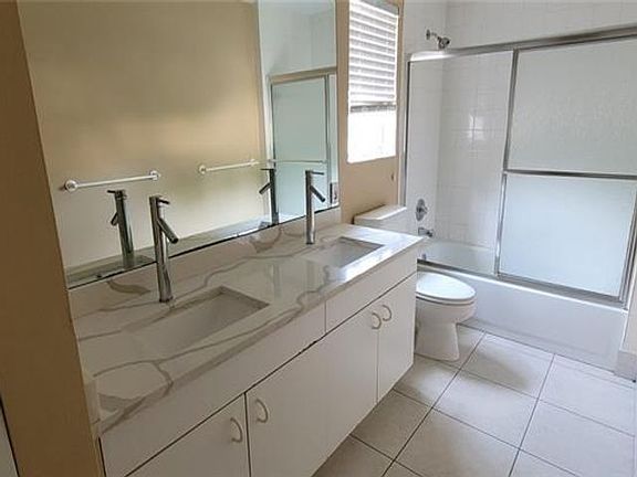 4th image of 12723 NW 21st Pl #1