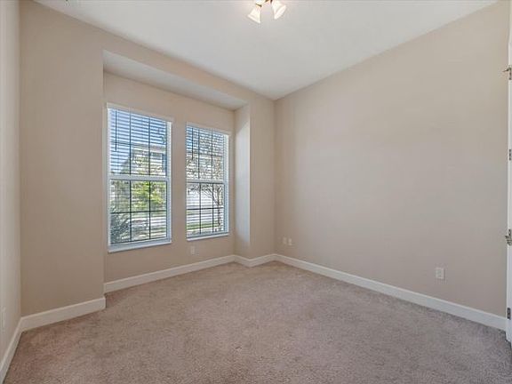 3rd image of 16110 Whippoorwill Cir