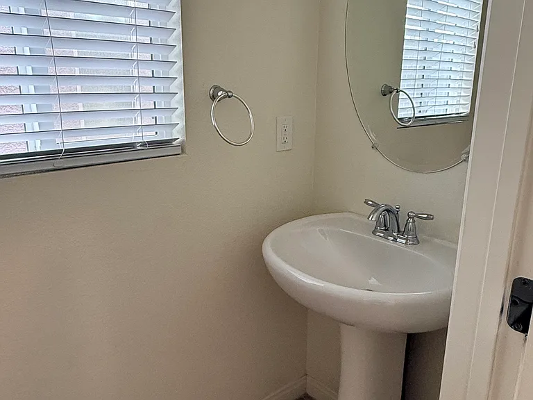 6051 Dana Estates Way — Photo 10