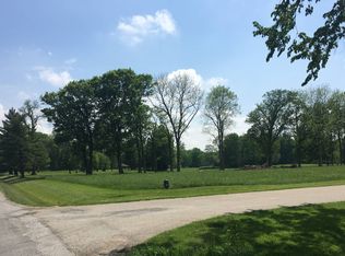 87th Wedgewood Dr #9, Monmouth, IL 61462