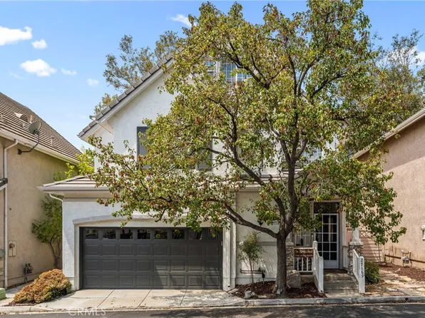 27169 Saddlepeak Trl, Santa Clarita, CA 91354