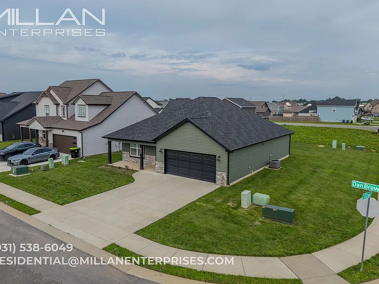 1446 Dan Brown Dr — Photo 1