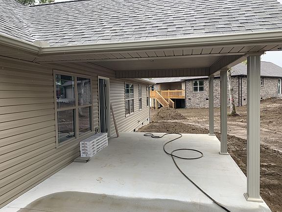2nd image of 94 Riverview Dr Lot 40