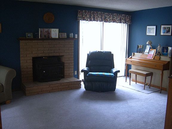 living room facing south