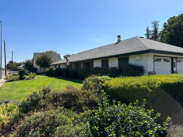 25 Oxford Ave, Clovis, CA 93612