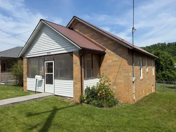 1337 Main St, White Sulphur Springs, WV 24986