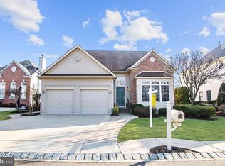 21 Paddock Ln, Cinnaminson, NJ 08077