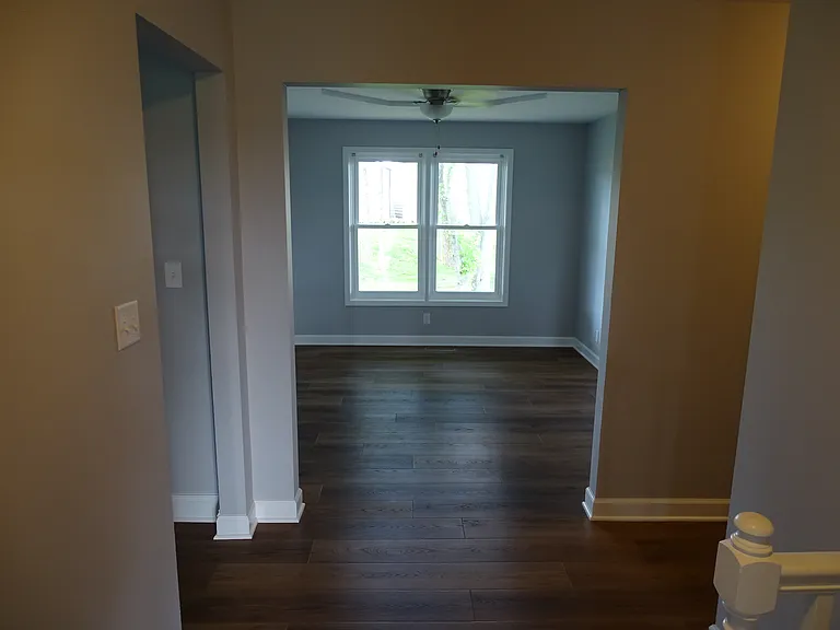 1061 Morthland Dr — Photo 16