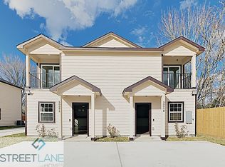 5009 Mallow St #A, Houston, TX 77033