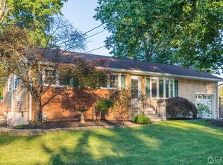 113 Desna St, Piscataway, NJ 08854