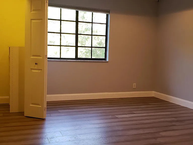 3831 Pond Apple Dr — Photo 14