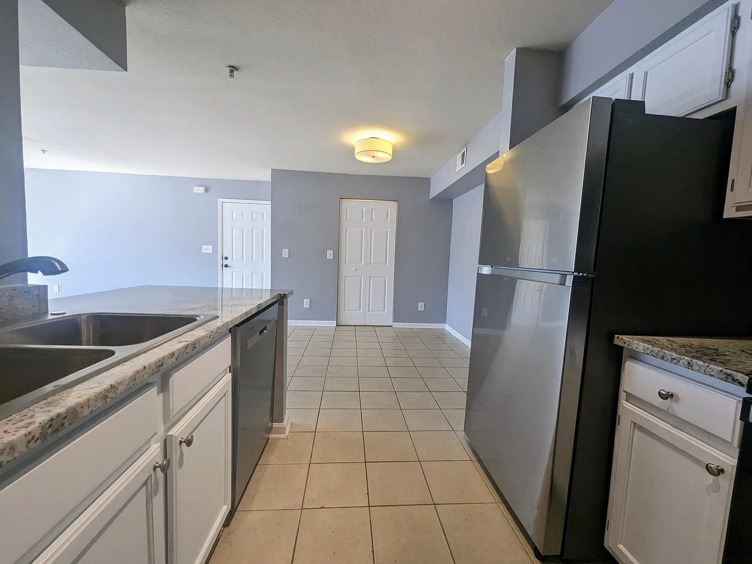 4050 Dancing Cloud Ct — Photo 2