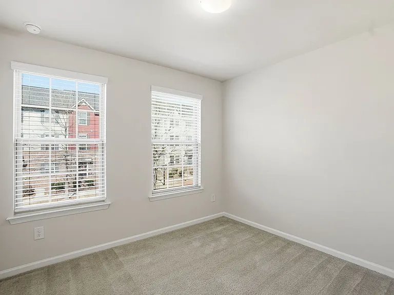 3047 Potomac River Pkwy — Photo 14