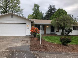 2008 Hawthorne Dr, Newberg, OR 97132