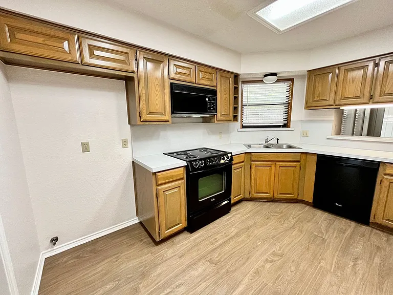 6105 Paradise Dr — Photo 6