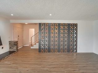 1615 W 145th St #9, Gardena, CA 90247