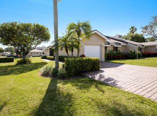 6859 Fountains Cir, Lake Worth, FL 33467