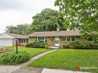 631 Crest St, Wheaton, IL 60187