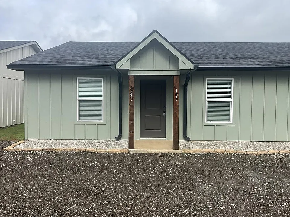 543 Bradburn Rd #100