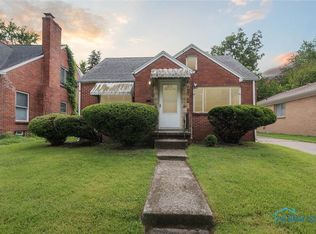 2112 Kensington Rd, Toledo, OH 43607